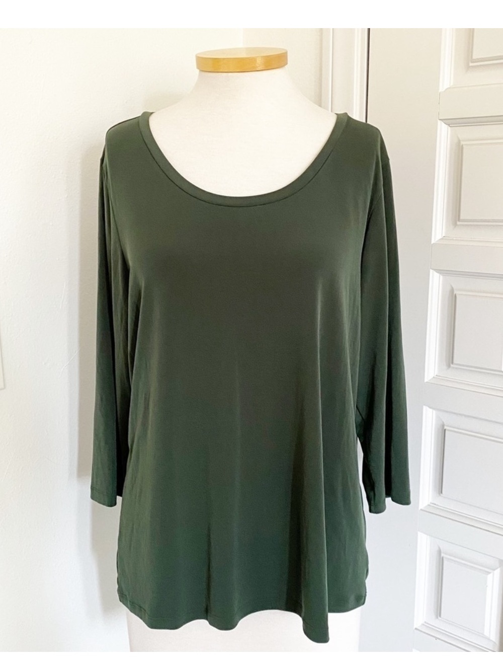 Susan Graver Olive Green Top Shirt 3/4 Sleeve Size Large